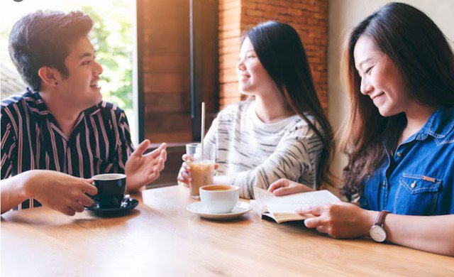 4 điều người EQ cao 'ngậm miệng' nơi công sở: Nói ra là tự hại mình